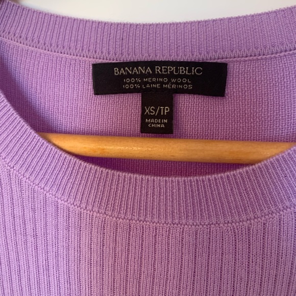 Very soft 100% merino wool Banana Republic Scoop Neck Pullover - Picture 2 of 5
